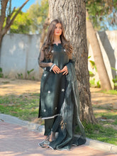 Load image into Gallery viewer, AZ ORGANZA-COLLECTION EMERALD-GREEN STITCH