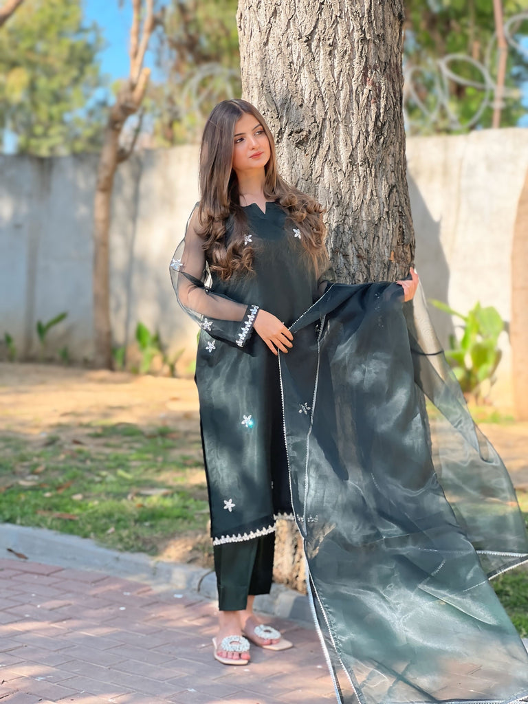 AZ ORGANZA-COLLECTION EMERALD-GREEN STITCH