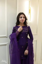 Load image into Gallery viewer, AZ  SILK-COLLECTION PLUM STITCH