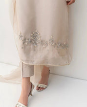 Load image into Gallery viewer, AZ ORGANZA-COLLECTION  VC-78 STITCH