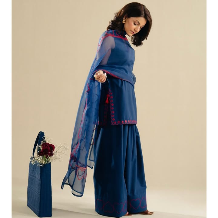 AZ LAWN COLLECTION  STICH ( BLUE TOPAZ )